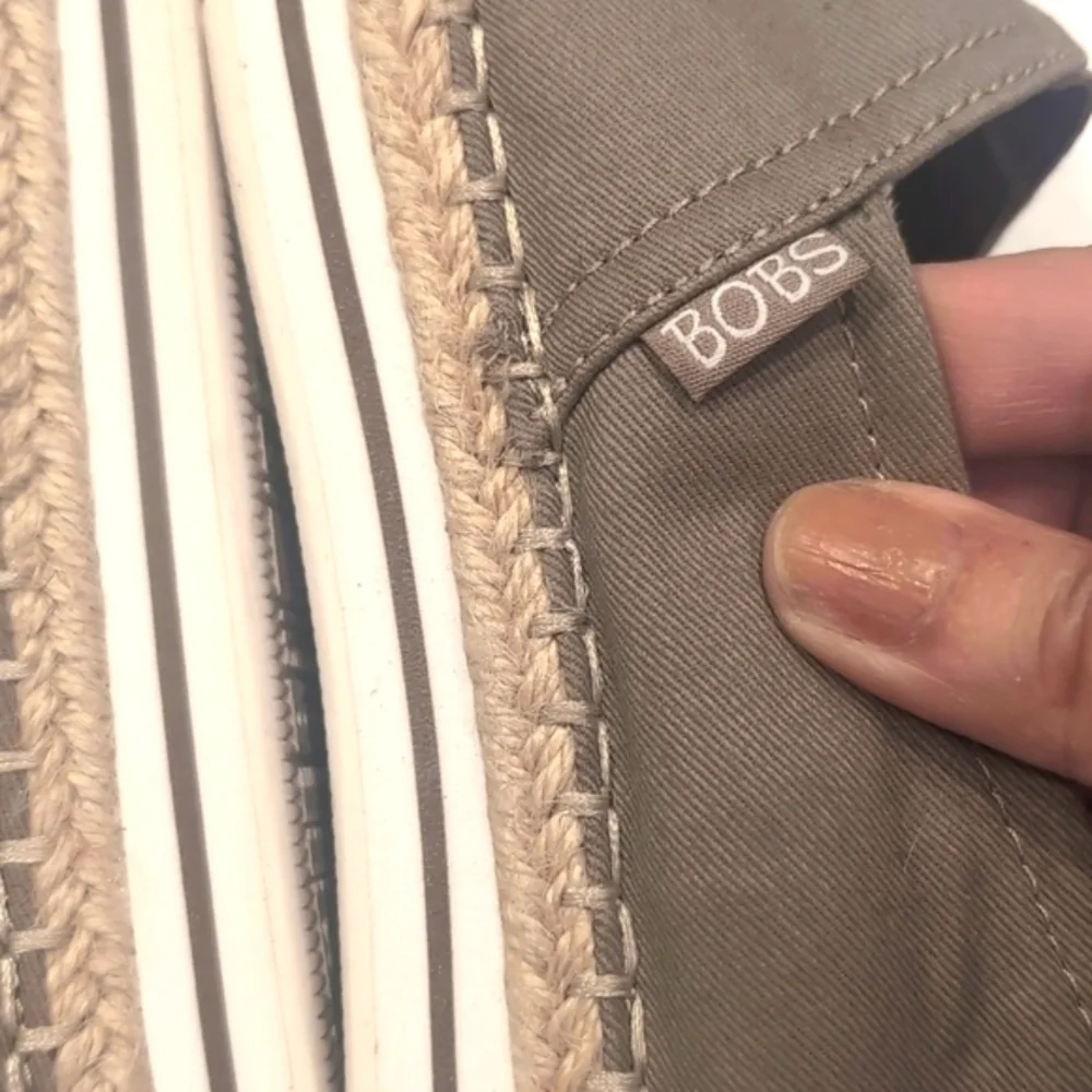 BOB'S By Skecher Memory Foam Gray Espadrilles Size 7